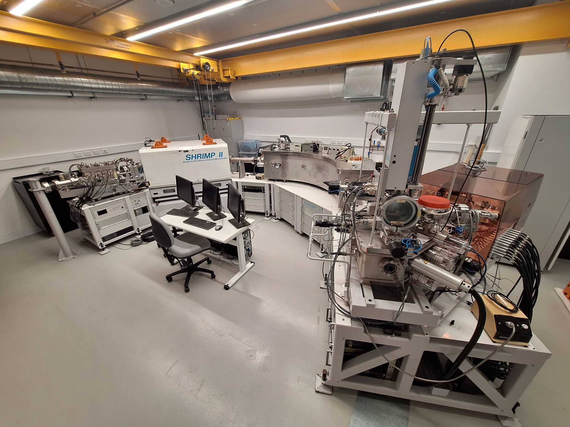 Sensitive high-resolution ion microprobe (SHRIMP II) - Centre for ...